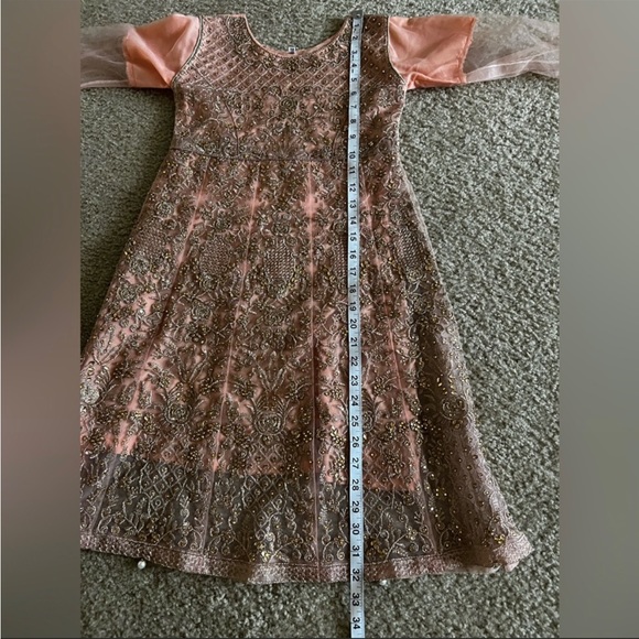 Pakistan/ Indian Ethnic Girls Designer 2 pcs fancy suit - Picture 7 of 11